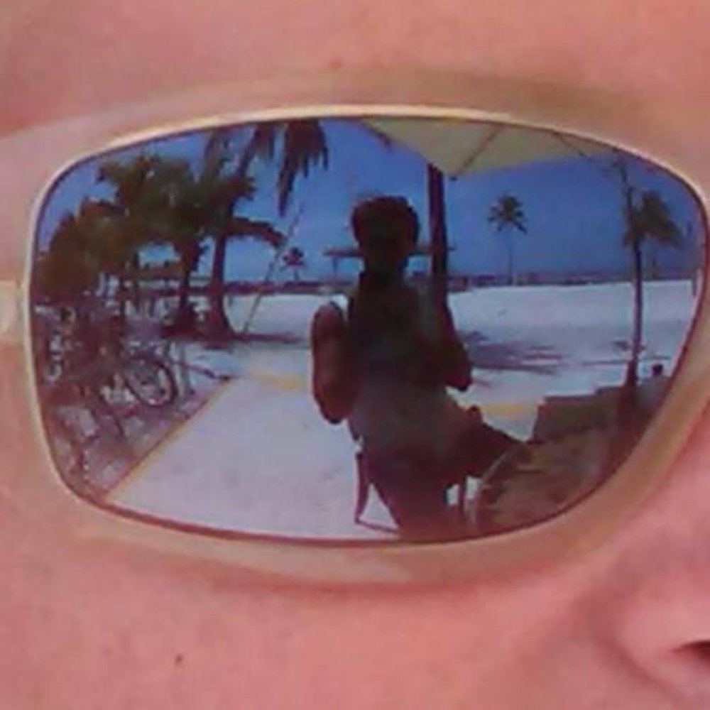 Meet your Posher, Kelly